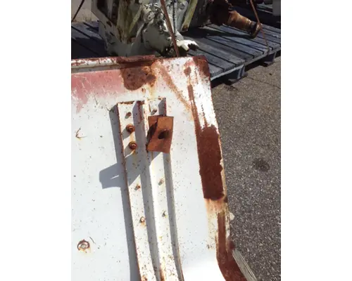 MACK R600 SERIES Hood