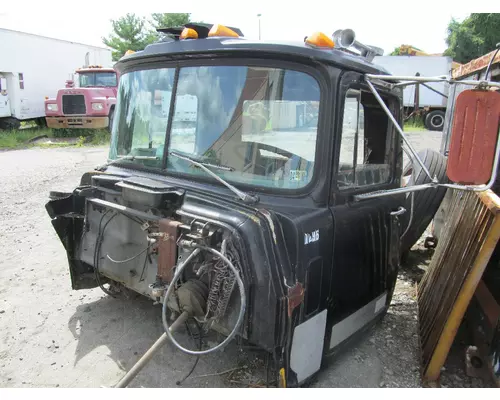 MACK R600 Cab Clip