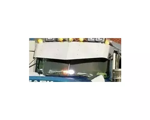 MACK R600 EXTERIOR SUN VISOR