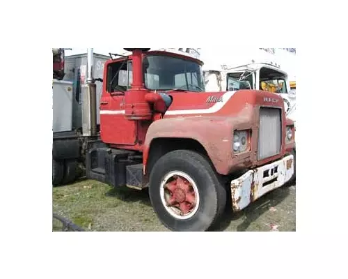 MACK R600 Truck For Sale