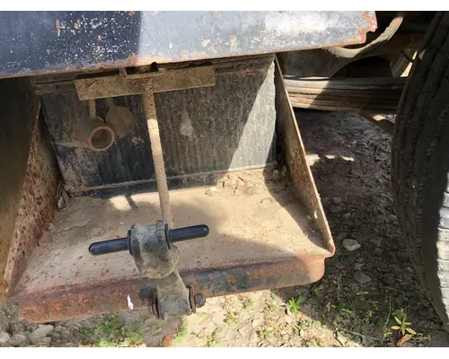 MACK R612ST Battery Box