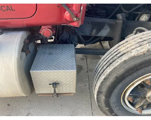 MACK R612ST Battery Box