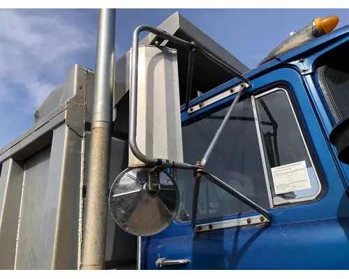 MACK R612ST Door Mirror
