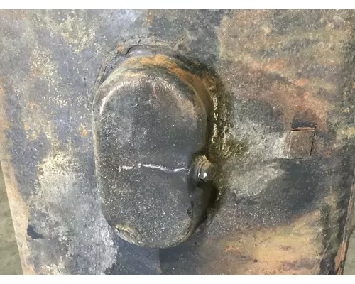 MACK R612ST Fuel Tank