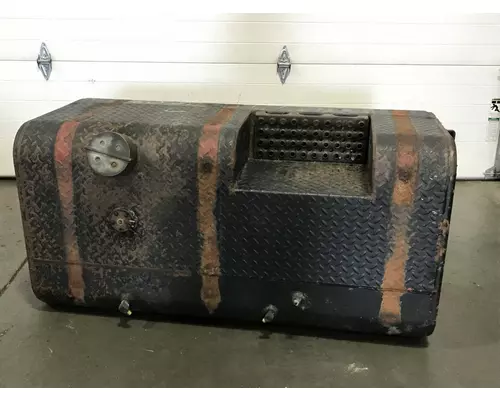 MACK R612ST Fuel Tank