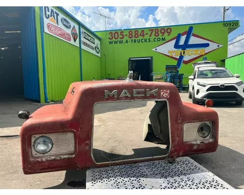 MACK R688ST Hood