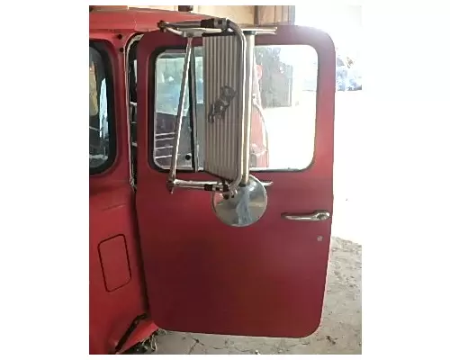MACK R688T Door Assembly, Front