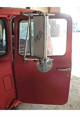 MACK R688T Door Assembly, Front