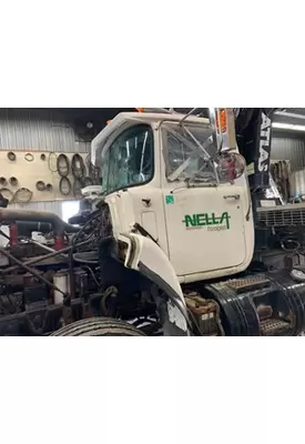 MACK RB688S Cab