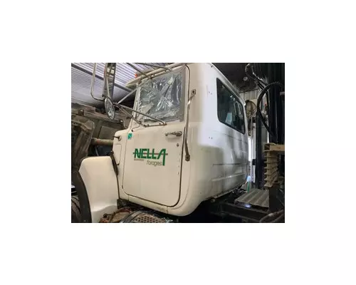MACK RB688S Cab