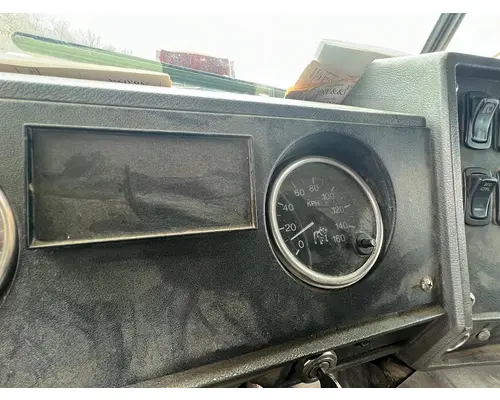MACK RB688S Complete Vehicle