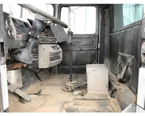 MACK RB690S Cab Assembly