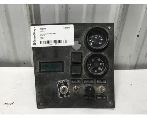 MACK RB690S Dash Assembly