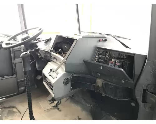 MACK RB690S Dash Assembly