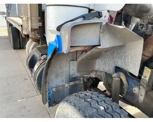 MACK RB690S Fender