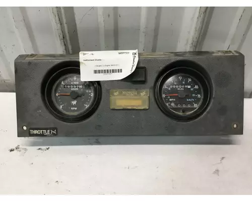 MACK RB690S Instrument Cluster