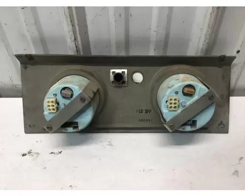 MACK RB690S Instrument Cluster