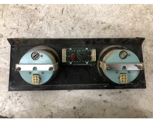 MACK RB690S Instrument Cluster