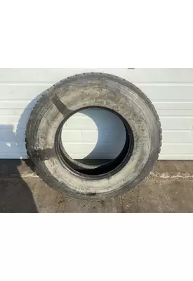 MACK RB690S Tires