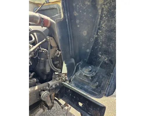 MACK RD600 SERIES Complete Vehicle