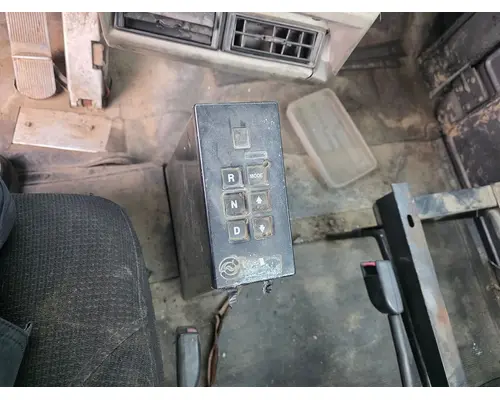 MACK RD600 SERIES Complete Vehicle