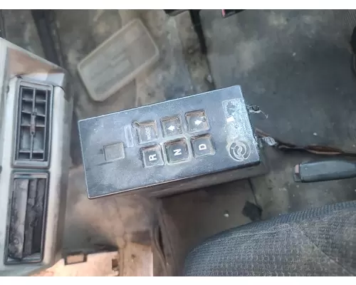 MACK RD600 SERIES Complete Vehicle