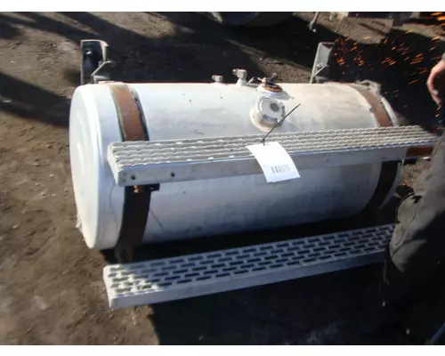 MACK RD600 SERIES Fuel Tank