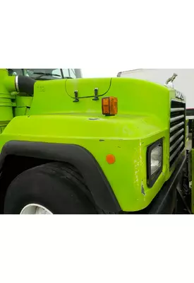 MACK RD600 SERIES Hood