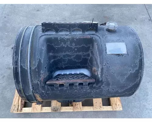 MACK RD680 Fuel Tank