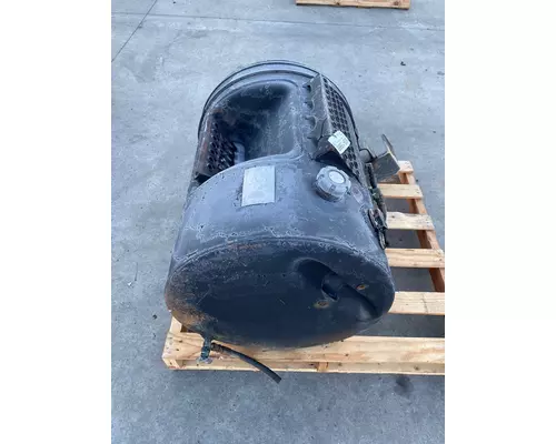 MACK RD680 Fuel Tank