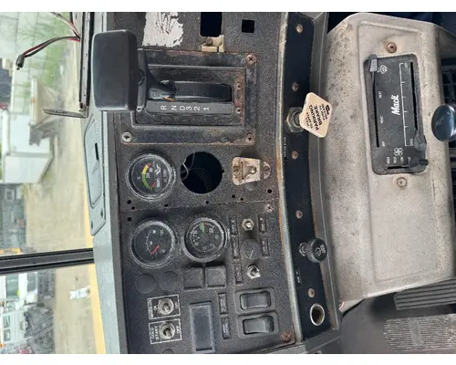 MACK RD688P Complete Vehicle