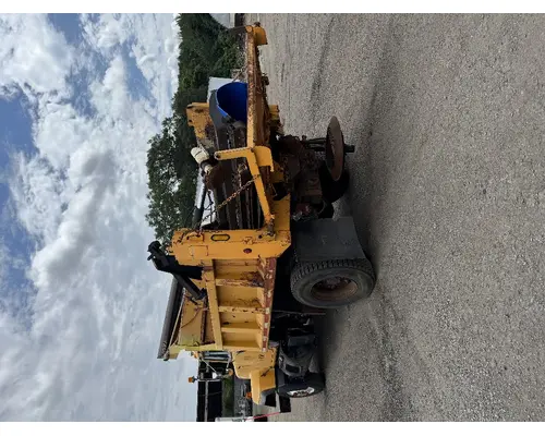 MACK RD688P Complete Vehicle