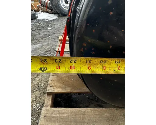 MACK RD688S Air Tank