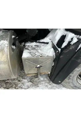 MACK RD688S Battery Box