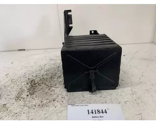 MACK RD688S Battery Box