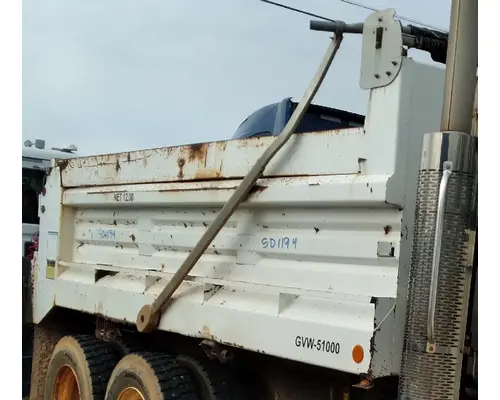 MACK RD688S Body  Bed