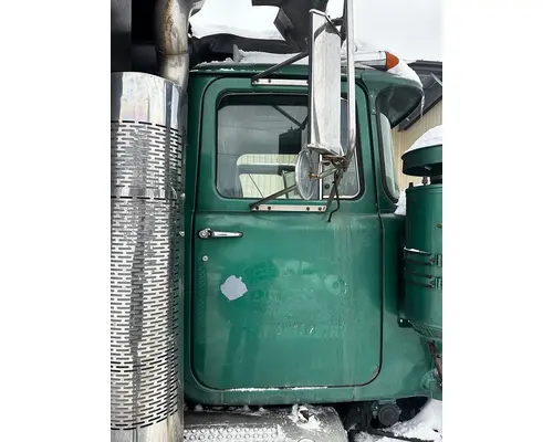 MACK RD688S Cab