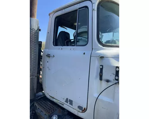 MACK RD688S Complete Vehicle
