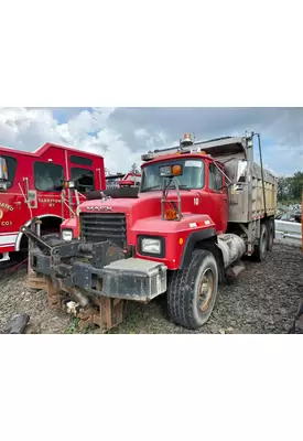 MACK RD688S Cutoff Assembly