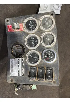 MACK RD688S Dash Panel