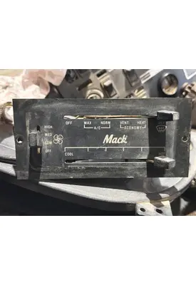 MACK RD688S ECM (HVAC)/climate control