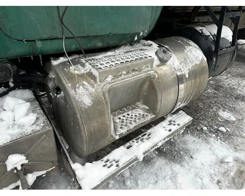 MACK RD688S Fuel Tank