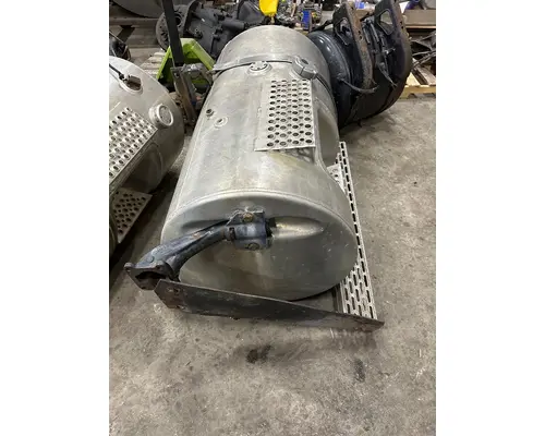 MACK RD688S Fuel Tank