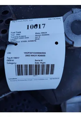 MACK RD688S Fuel Tank