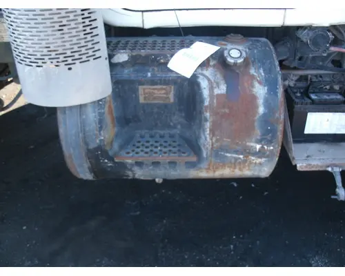MACK RD688S Fuel Tank