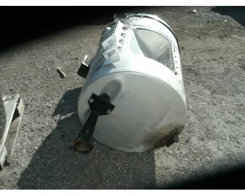 MACK RD688S Fuel Tank