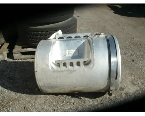 MACK RD688S Fuel Tank