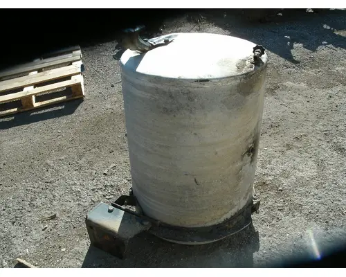 MACK RD688S Fuel Tank