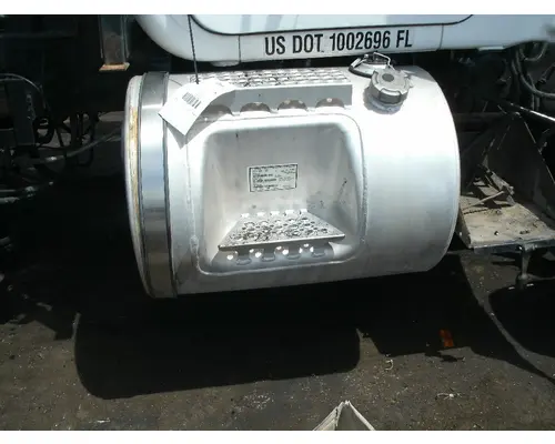 MACK RD688S Fuel Tank