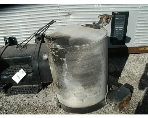 MACK RD688S Fuel Tank